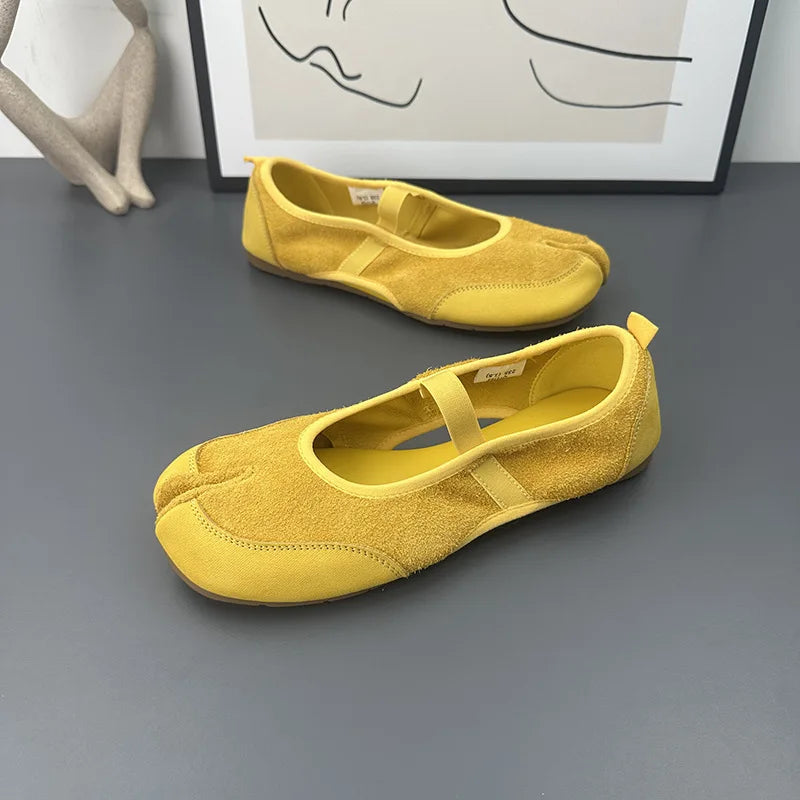 Cross Strap Tabi Hollow Flat Shoes Women Mary Jane Slip-on Split Toe Ballet Flats Trainers 2026 Summer Outdoor Walking Sneakers